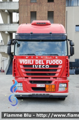 Iveco Stralis AS440S50 II serie
Vigili del Fuoco
Comando Provinciale di Prato
VF 29536
Parole chiave: Iveco Stralis_AS440S50_IIserie VF29536