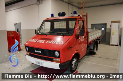 Iveco Daily I serie
Vigili del Fuoco
Unione distrettuale di Mezzolombardo
Corpo Volontario di San Michele all'Adige (TN)
VF B66 TN
Parole chiave: Iveco Daily_Iserie VFB66TN