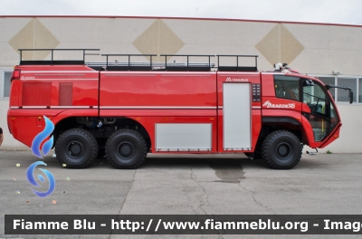 Iveco Magirus Dragon X6 II serie
Veicolo Antincendio Aeroportuale
Allestimento Magirus
Esposto al REAS 2018
Parole chiave: Iveco-Magirus Dragon_X6_IIserie REAS_2018