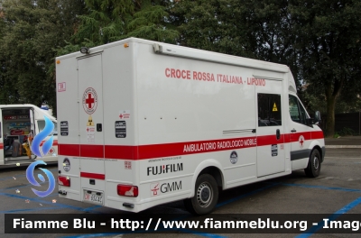 Volkswagen Crafter I serie
Croce Rossa Italiana
Comitato Locale di Lipomo
Ambulatorio Radiologico Mobile
Allestito MAF
CRI 654 AC
Parole chiave: Volkswagen Crafter_Iserie CRI_Comitato_Locale_Lipomo CRI654AC