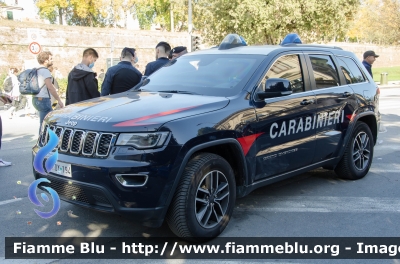 Jeep Grand Cherokee IV serie restyle
Carabinieri
Aliquote di Primo Intervento
Allestimento Repetti
CC DY 194
Parole chiave: Jeep Grand_Cherokee_IVserie restyle CCDY194