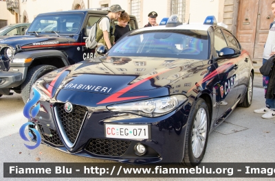 Alfa Romeo Nuova Giulia
Carabinieri
Nucleo Operativo Radiomobile
Allestimento FCA
CC EG 071
Parole chiave: Alfa_Romeo Nuova_Giulia CCEG071