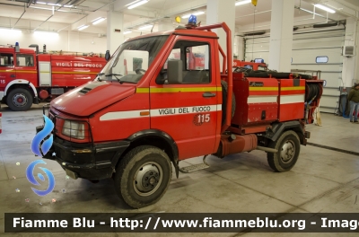 Iveco Fauno
Vigili del Fuoco
Comando Provinciale di La Spezia
Distaccamento di Sarzana
VF 17594
Parole chiave: Iveco_Fauno Vigili_del_Fuoco_La_Spezia VF17594