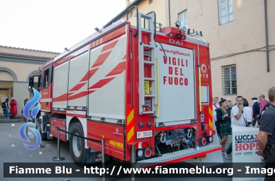 Mercedes-Benz Arocs 1832
Comando Provinciale di Lucca
Bimodale (strada-rotaia)
Allestimento BAI
VF 30526
Parole chiave: Mercedes_Benz Arocs_1832 VF30526