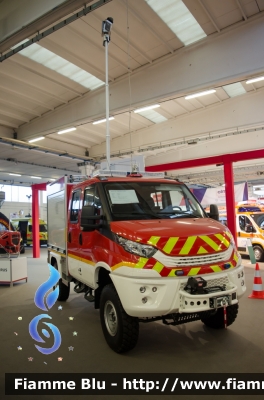 Iveco Daily 4x4 VI serie
Vigili del Fuoco
Distretto della Val Di Sole
Corpo Volontario di Pejo (TN)
Polisoccorso allestimento Magirus
Esposto al REAS 2018 con livrea incompleta
Parole chiave: Iveco Daily_4x4_VIserie REAS_2018