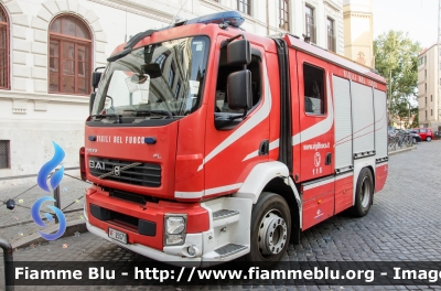 Volvo FL 280 III serie
Vigili del Fuoco
Comando Provinciale di Roma
AutoPompaSerbatoio allestimento BAI
VF 25573
Parole chiave: Volvo FL_280_IIIserie VF25573