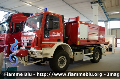 Iveco EuroCargo 150E30 4x4 III serie
Vigili del Fuoco
Comando Provinciale di Brescia
Autocarro Scarrabile Allestimento Magirus-Molinari
VF 28277
Parole chiave: Iveco EuroCargo_150E30_4x4_IIIserie VF28277 REAS_2018