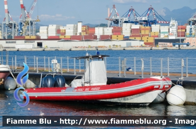 Gommone
Vigili del Fuoco
Comando Provinciale di La Spezia
Parole chiave: Gommone