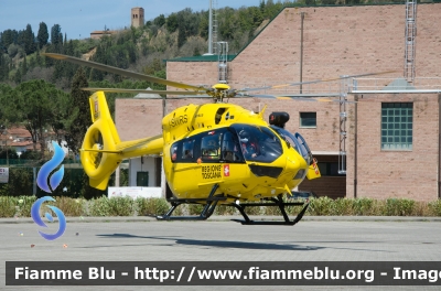 Airbus Helicopters H145
Elisoccorso Regionale della Toscana
Elicottero Pegaso 1
I-SWRS
Elibase Ospedale Ponte a Niccheri (FI)
Parole chiave: Airbus Helicopters_H145 ISWRS