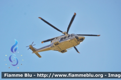 Agusta Westland AW139
Polizia di Stato
Servizio Aereo
PS 111
Parole chiave: Agusta Westland_AW139 Polizia_di_Stato PS_111