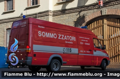 Mercedes-Benz Sprinter II serie
Vigili del Fuoco
Comando Provinciale di Grosseto
Nucleo Sommozzatori
VF 20934
Parole chiave: Mercedes_Benz Sprinter_IIserie Vigili_del_Fuoco Comando_Provinciale_Grosseto VF20934