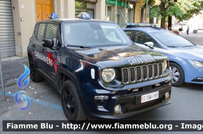 Jeep Renegade restyle
Carabinieri
Allestimento FCA
CC DW 187
Parole chiave: Jeep Renegade_Restyle CCDW187