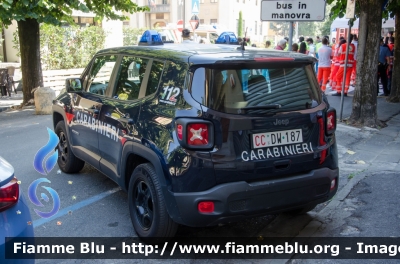 Jeep Renegade restyle
Carabinieri
Allestimento FCA
CC DW 187
Parole chiave: Jeep Renegade_Restyle CCDW187