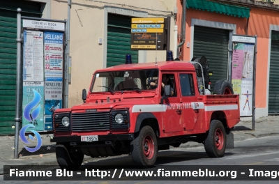 Land Rover Defender 130
Vigili del Fuoco
Comando Provinciale di Pistoia
Distaccamento Permanente di Pescia
VF 18376
Parole chiave: Land_Rover Defender_130 VF18376