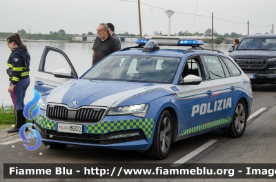 Skoda Superb Wagon III serie restyle
Polizia di Stato
Polizia Stradale
Allestimento Focaccia
Decorazione Grafica Artlantis
POLIZIA M6372
Parole chiave: Skoda Superb_Wagon_IIIserie restyle POLIZIA_M6372