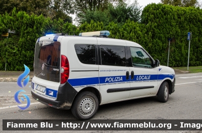 Fiat Doblò III serie
Polizia Municipale
Unione Terra di Mezzo (RE)
Allestimento Bertazzoni
POLIZIA LOCALE YA 851 AJ
Parole chiave: Fiat Doblò_IIIserie POLIZIA_LOCALE YA851AJ