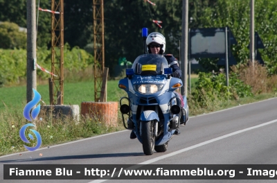 Bmw R850RT II serie
Polizia di Stato
Polizia Stradale
Parole chiave: Bmw R850RT_IIserie