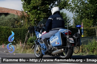 Moto Guzzi Norge
Polizia di Stato
Polizia Stradale
POLIZIA G1865
Parole chiave: Moto Guzzi_Norge POLIZIAG1865