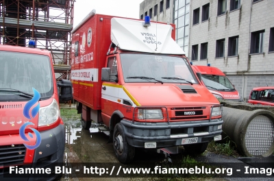 Iveco Daily 4x4 II serie
Vigili del Fuoco
Comando Provinciale di La Spezia
Nucleo SAPR - Nucleo TAS
VF 19967
Parole chiave: Iveco Daily_4x4_IIserie VF19967