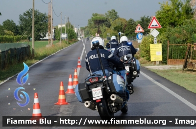 Yamaha FJR 1300 II serie
Polizia di Stato
Polizia Stradale
Allestimento Elevox
POLIZIA G3133
POLIZIA G3130
Parole chiave: Yamaha FJR_1300_IIserie POLIZIAG3133 POLIZIAG3130