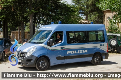 Renault Master IV serie restyle
Polizia di Stato
Allestito Focaccia
Decorazione grafica Artlantis
POLIZIA M1548
Parole chiave: Renault Master_IVserie restyle POLIZIA_M1548