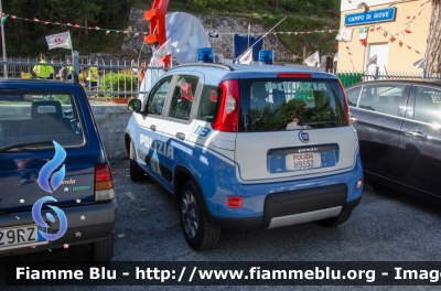 Fiat Nuova Panda 4x4 II serie
Polizia di Stato
POLIZIA H9552
Parole chiave: Fiat Nuova_Panda_4x4_IIserie Polizia_di_Stato POLIZIAH9552