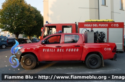 Toyota Hilux V serie
Vigili del Fuoco
Comando Provinciale di Pisa
Distaccamento Permanente di Saline
Allestito RosenFire
VF 29232
Parole chiave: Toyota Hilux_Vserie VF29232