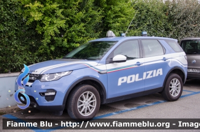 Land Rover Discovery Sport
Polizia di Stato
POLIZIA M1322
Parole chiave: Land_Rover Discovery_Sport POLIZIAM3122