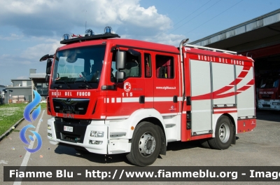 Man TGM 15.250 III serie
Vigili del Fuoco
Comando Provinciale di Firenze
Distaccamento Permanente di Empoli
AutoPompaSerbatoio allestimento BAI
VF 31481
Parole chiave: Man TGM_15_250_IIIserie VF31481