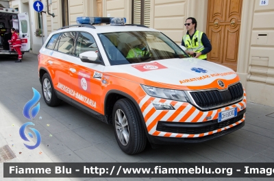 Skoda Kodiaq
Azienda USL Toscana Centro
118 Firenze-Prato
Automedica Maxi Emergenze
Automezzo TC12
Allestita Orion
Parole chiave: Skoda_Kodiaq