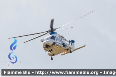 Agusta Westland AW139
Polizia di Stato
Servizio Aereo
I Reparto Volo - Roma
PS 114
Parole chiave: Agusta Westland_AW139 PS114