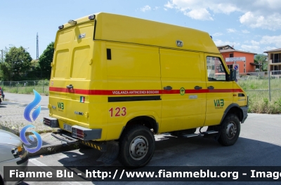 Iveco Daily 4x4 II serie
123 - VAB Lamporecchio (PT)
Protezione Civile
Parole chiave: Iveco Daily_4x4_IIserie