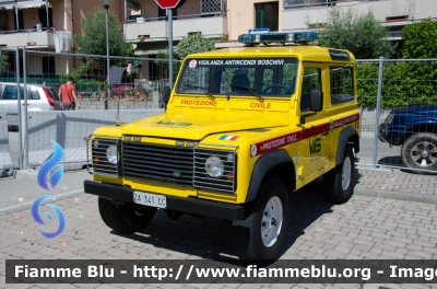 Land Rover Defender 90
19 - VAB Uzzano (PT)
Protezione Civile
Parole chiave: Land_Rover Defender_90