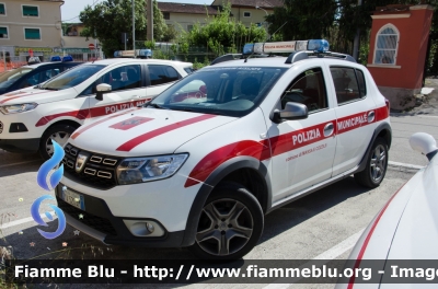 Dacia Sandero
Polizia Municipale Massa e Cozzile (PT)
Allestita Ciabilli
POLIZIA LOCALE YA 520 AM
Parole chiave: Dacia_Sandero POLIZIA_LOCALE YA520AM