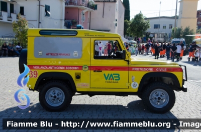 Land Rover Defender 90
39 - VAB Uzzano (PT)
Protezione Civile
Parole chiave: Land_Rover Defender_90