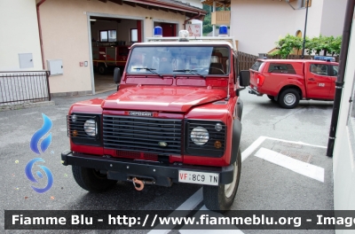 Land Rover Defender 90
Vigili del Fuoco
Unione Distrettuale Alto Garda e Ledro
Corpo Volontario di Tiarno di Sopra (TN)
VF 8C9 TN
Parole chiave: Land_Rover Defender_90 VF8C9TN