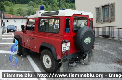 Land Rover Defender 90
Vigili del Fuoco
Unione Distrettuale Alto Garda e Ledro
Corpo Volontario di Tiarno di Sopra (TN)
VF 8C9 TN
Parole chiave: Land_Rover Defender_90 VF8C9TN