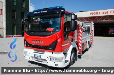 Iveco EuroCargo 120E22 IV serie
Vigili del Fuoco
Unione Distrettuale Alto Garda e Ledro
Corpo Volontario di Riva del Garda (TN)
Piattaforma aerea DT30F da 30 metri allestimento Cela Platforms
VF 8V3 TN
Parole chiave: Iveco EuroCargo_120E22_IVserie VF8V3TN