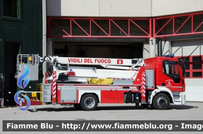 Iveco EuroCargo120E22 IV serie
Vigili del Fuoco
Unione Distrettuale Alto Garda e Ledro
Corpo Volontario di Riva del Garda (TN)
Piattaforma aerea DT30F da 30 metri allestimento Cela Platforms
VF 8V3 TN
Parole chiave: Iveco EuroCargo_120E22_IVserie VF8V3TN