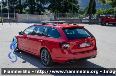 Skoda Octavia VRS IV serie
Vigili del Fuoco
Unione Distrettuale Alto Garda e Ledro
Corpo Volontario di Riva del Garda (TN)
VF 5L9 TN
Parole chiave: Skoda Octavia_VRS_IVserie VF5L9TN