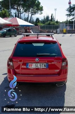 Skoda Octavia VRS IV serie
Vigili del Fuoco
Unione Distrettuale Alto Garda e Ledro
Corpo Volontario di Riva del Garda (TN)
VF 5L9 TN
Parole chiave: Skoda Octavia_VRS_IVserie VF5L9TN