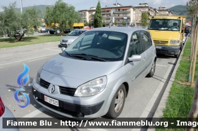 Renault Scenic III serie
Vigili del Fuoco
Comando Provinciale di Prato
VF 27323
Veicolo proveniente da confisca
Parole chiave: Renault Scenic_IIIserie VF27323