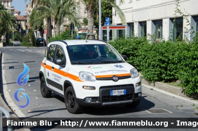 Fiat Nuova Panda 4x4 II serie
Pubblica Assistenza Croce Bianca Pornassio (SV)
Allestita Ambitalia
Parole chiave: Fiat Nuova_Panda_4x4_IIserie