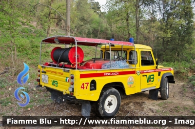 Land Rover Defender 110
47 - VAB Vigilanza Antincendi Boschivi
Sezione Vinci (FI)
Parole chiave: Land Rover_Defender_110 VAB_Vinci