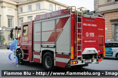 Iveco EuroCargo MaxiCity 180E30 III serie
Vigili del Fuoco
Comando Provinciale di Lucca
AutoPompaSerbatoio allestimento Iveco-Magirus
VF 29218
Parole chiave: Iveco EuroCargo_MaxiCity_180E30_IIIserie VF29218