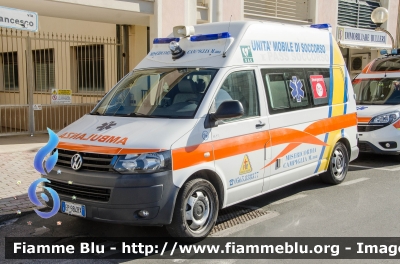 Volkswagen Transporter T5 Restyle
Misericordia Campiglia Marittima (LI)
Allestito Maf
Parole chiave: Volkswagen Transporter_T5 Restyle