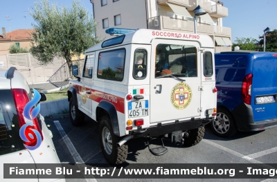 Land Rover Defender 90
Corpo Nazionale del Soccorso Alpino e Speleologico
XIII Delegazione Liguria
Parole chiave: Land_Rover Defender_90