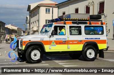 Land Rover Defender 110
56 - Misericordia San Vincenzo (LI)
Allestito Mariani Fratelli
Parole chiave: Land_Rover Defender_110