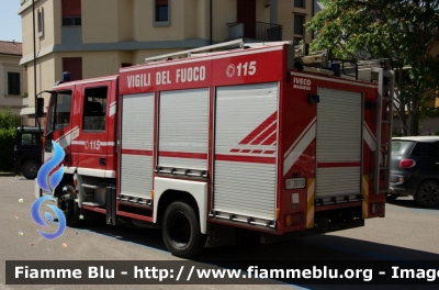 Iveco CityEuroFire 100E21 I serie
Vigili del Fuoco
Comando Provinciale di Firenze
Distaccamento Permanente di Empoli
AutoPompaSerbatoio allestimento Iveco-Magirus
VF 20110
Parole chiave: Iveco CityEuroFire_100E21_Iserie VF20110