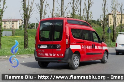 Fiat Doblò XL IV serie
Vigili del Fuoco
Comando Provinciale di Firenze
Distaccamento di Firenze Ovest
VF 28727
Parole chiave: Fiat Doblò_XL_IVserie VF28727